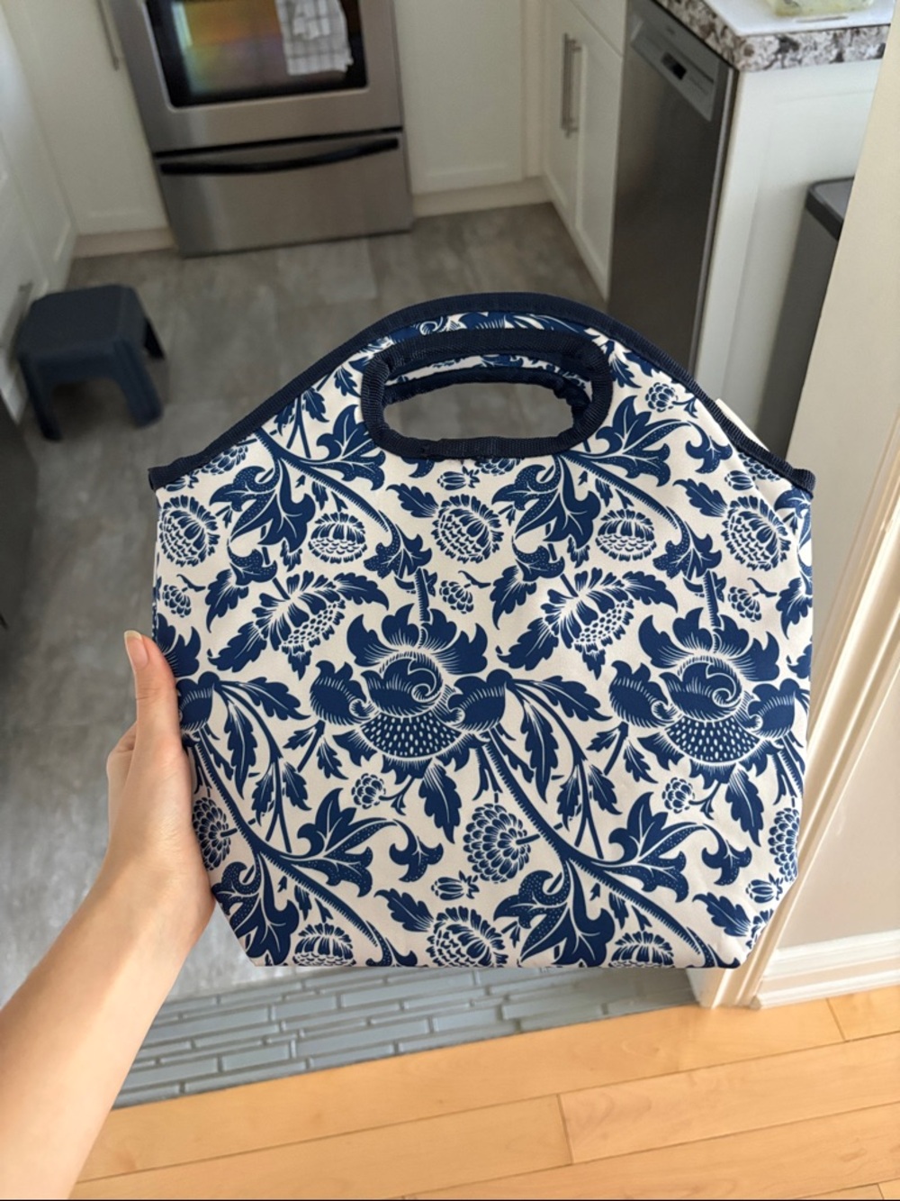 Blue Floral Insulated Tote Lunch Bag - Women Bags
